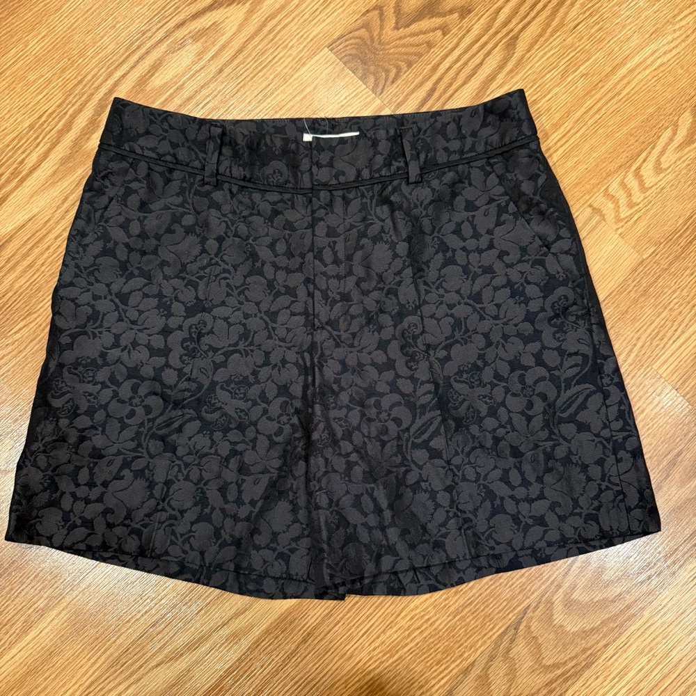 Ballsey Black Floral Jacquard Dress Shorts‎ sz 36 / 4